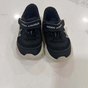 Sneakers 5K Under Armour Toddler Shoes Size (Black/White)